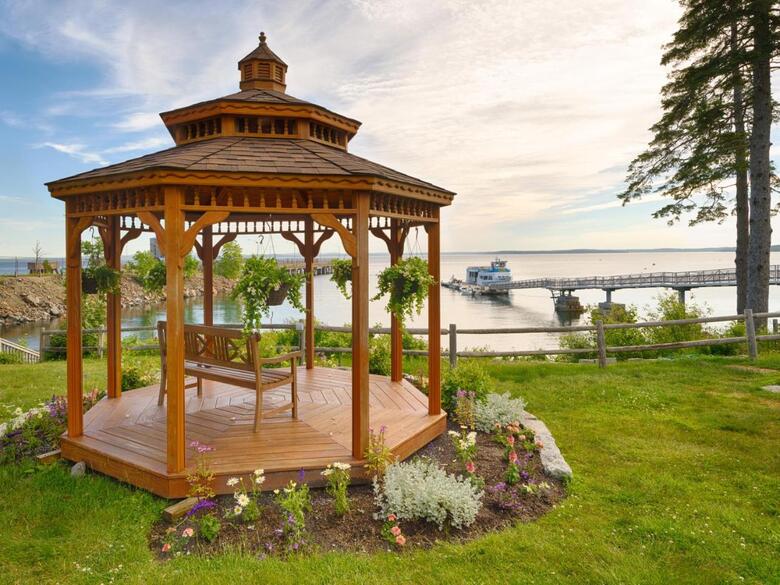 Atlantic Oceanside Hotel & Conference Center