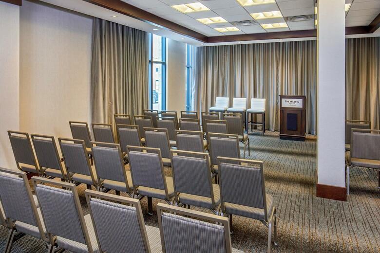 Hotel Westin Portland Harborview