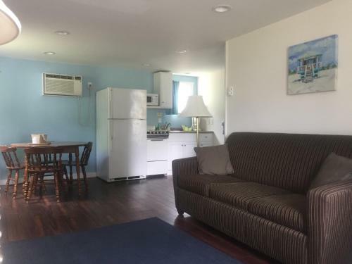 Ne'r Beach Motel