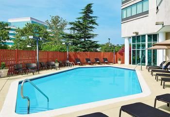 Sheraton College Park North Hotel
