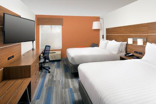 College Park Hotel & Suites