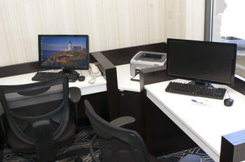 Hotel Holiday Inn Express & Suites Laurel Lakes
