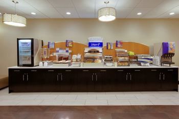 Hotel Holiday Inn Express & Suites Laurel Lakes