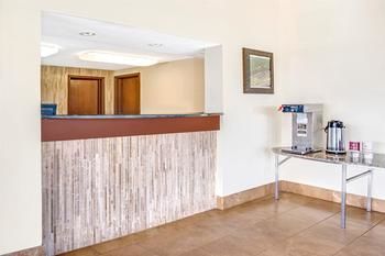 Motel Knights Inn - Laurel