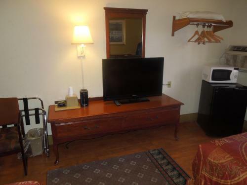 Super 8 Motel Waldorf