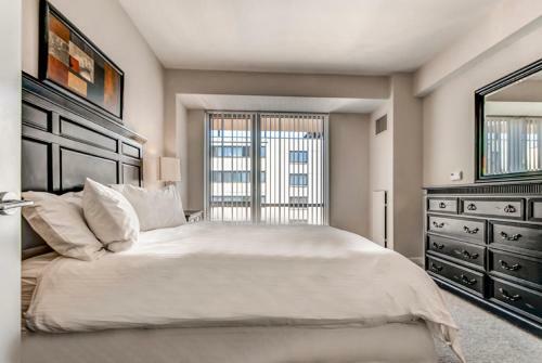 Luxury Apartments At West End Boston Near Mass General