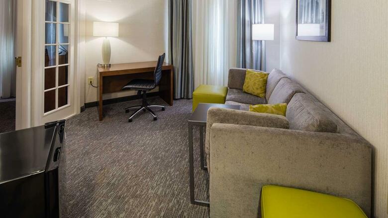Hotel Best Western Plus Roundhouse Suites Boston
