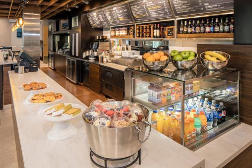 Hotel Courtyard By Marriott Boston Brookline