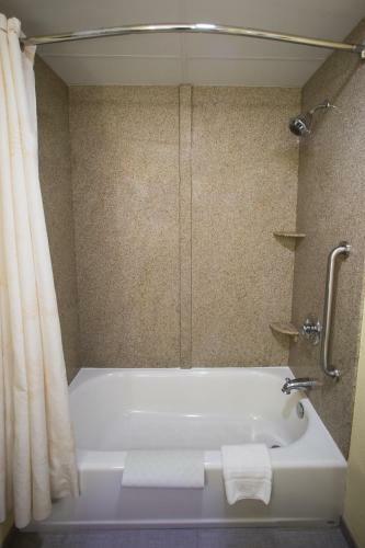 The North Shore Hotel