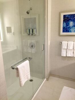 Hotel Royal Sonesta Boston