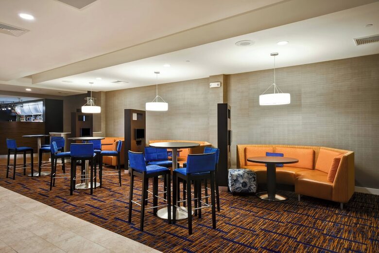 Hotel Courtyard Cape Cod Hyannis