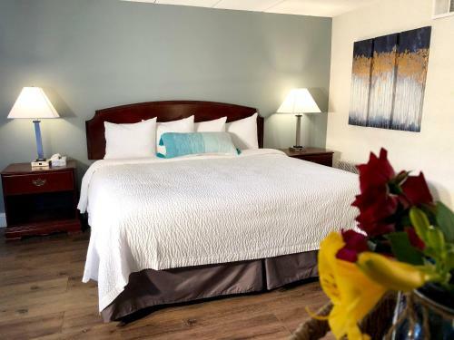 Hyannis Inn Motel