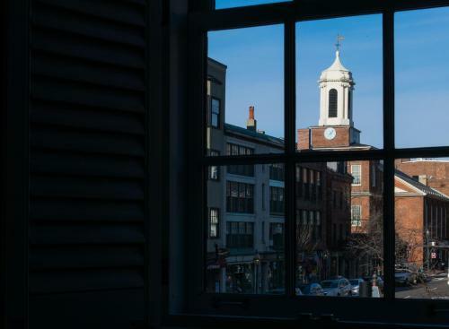 Beacon Hill Hotel