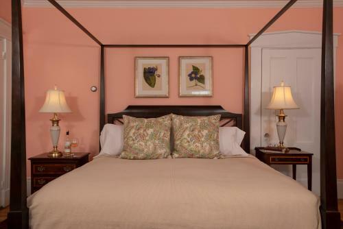 Bed & Breakfast Liberty Hill Inn