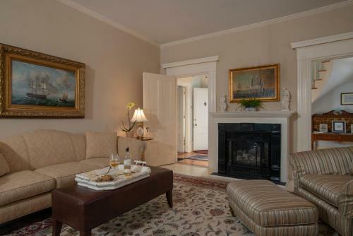 Bed & Breakfast Liberty Hill Inn