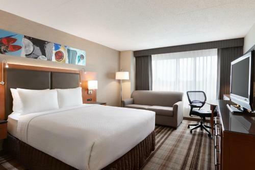 Crowne Plaza Hotels & Resorts Auburn Hills