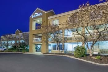 Hotel Baymont Inn & Suites Canton