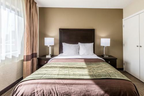 Detroit Regency Hotel