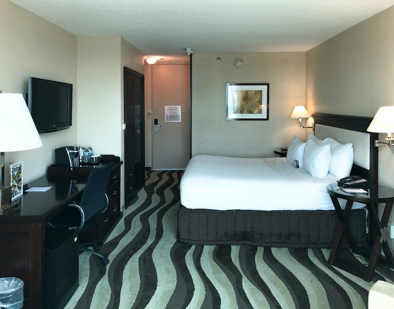 Hotel Crowne Plaza Detroit Downtown Riverfront