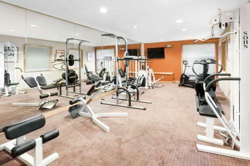 Motel Days Inn And Suites Kalamazoo