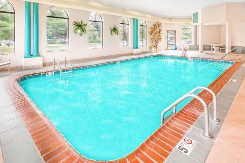 Motel Days Inn And Suites Kalamazoo