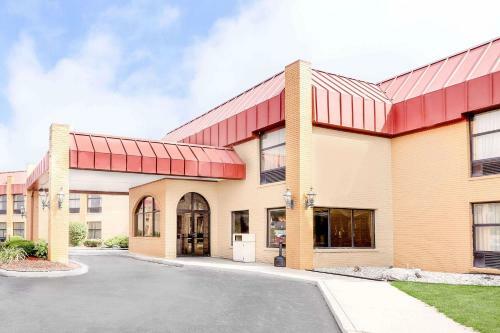 Motel Days Inn And Suites Kalamazoo