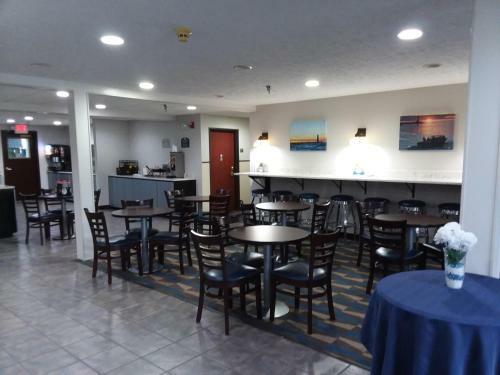 Hotel Microtel Inn And Suites Manistee