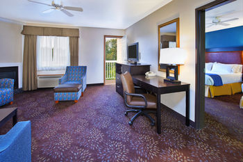 Hotel Holiday Inn Express Mackinaw City