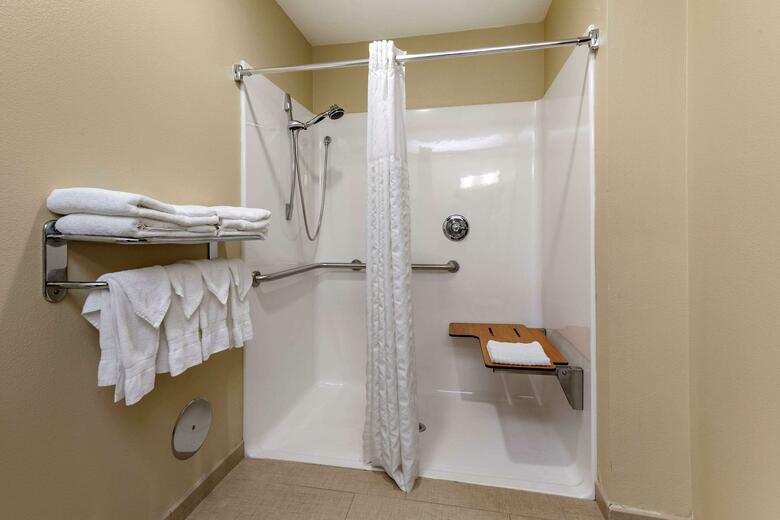 Hotel Comfort Suites Marquette
