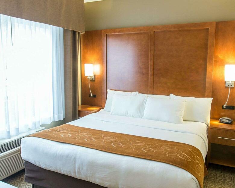 Hotel Comfort Suites Marquette