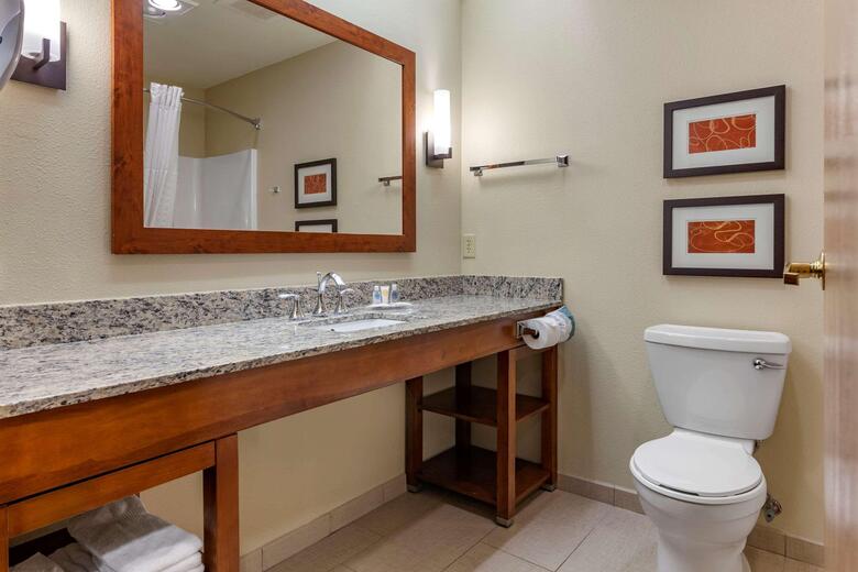 Hotel Comfort Suites Marquette