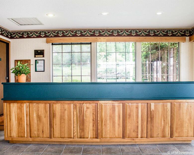 Hotel Quality Inn Lakefront