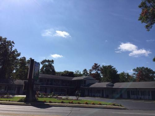 Sierra Motel