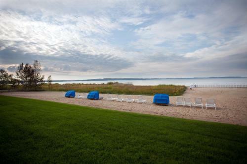 Pointes North Beachfront Resort Hotel