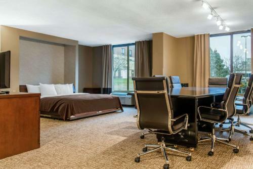 Hotel Comfort Inn Airport Bloomington