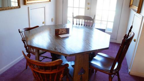 Posada Harbor Haus Inn & Suites