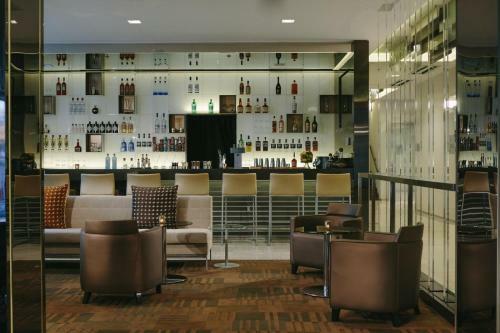 AC Hotel By Marriott Kansas City Westport