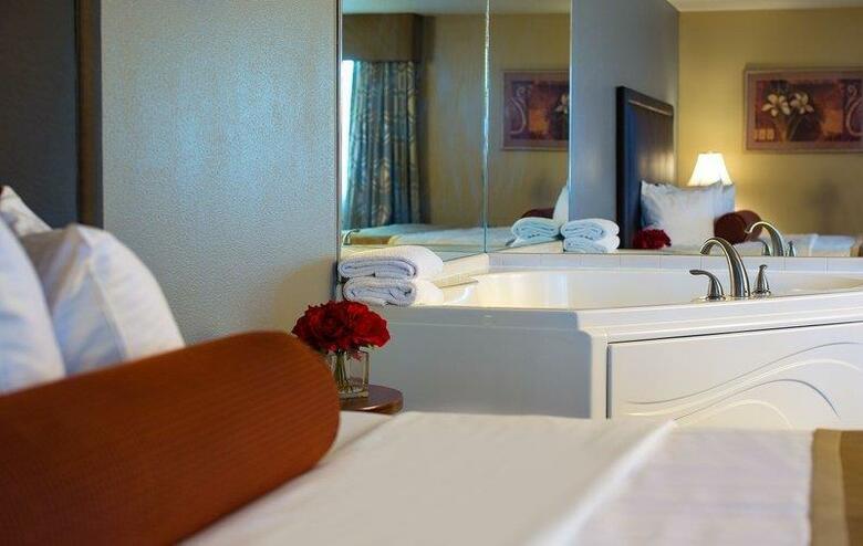 Best Western Plus The Charles Hotel