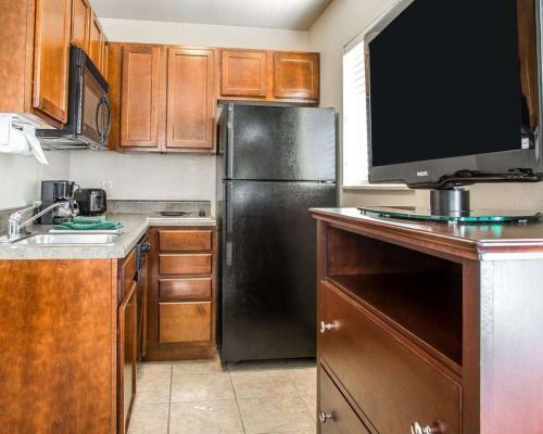 Hotel Mainstay Suites Saint Robert