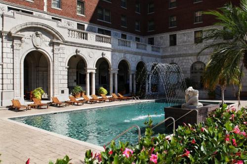 Chase Park Plaza Hotel
