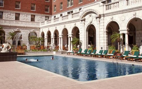 Chase Park Plaza Hotel