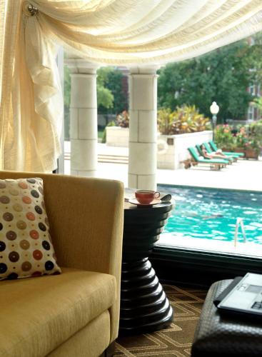 Chase Park Plaza Hotel