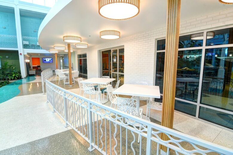 Ramada Plaza Hotel & Oasis Convention Center