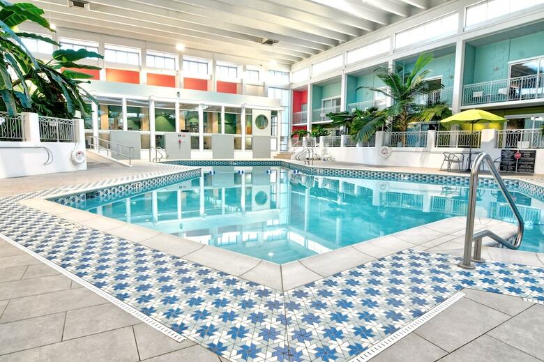Ramada Plaza Hotel & Oasis Convention Center