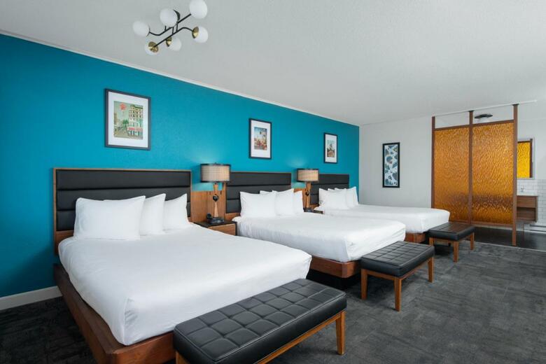 Royal 7 Budget Inn Motel