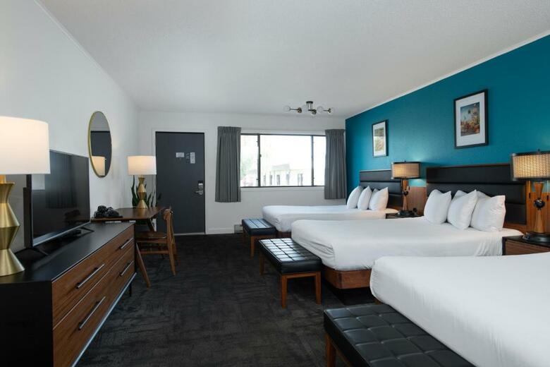 Royal 7 Budget Inn Motel