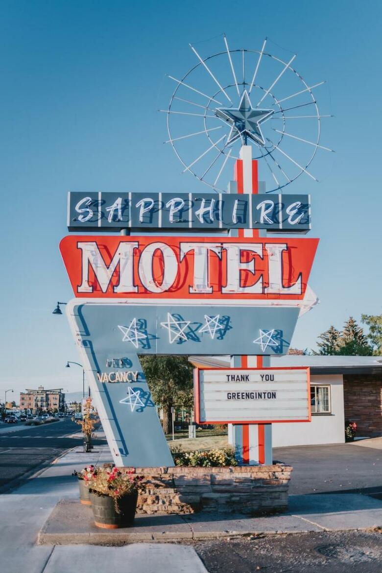 Royal 7 Budget Inn Motel