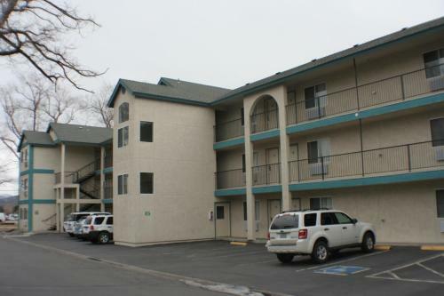 Carson City Plaza Hotel