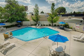 Motel 6 Reno - Virginia Plumb
