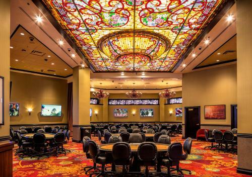 Hotel Silver Legacy Reno Resort Casino
